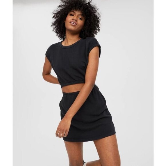 NWT Offline By Aerie Weekend Fleece Cut Out Dress Black Crewneck Size Medium - Picture 1 of 7